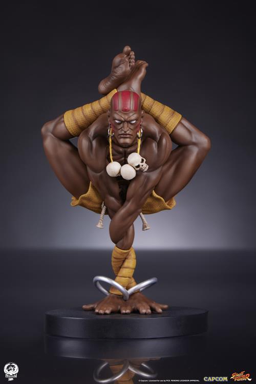 AKUMA & DHALSIM Collectible Set by PCS - Image 11