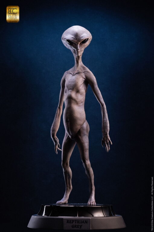 ECC Presents: Reptilian Grey Maquette by Steve Wang