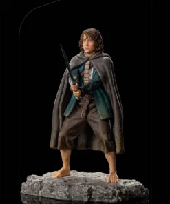 The Lord of the Rings: Pippin 1:10 Scale Statue by Iron Studios - Image 4