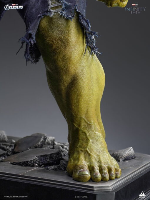 Queen Studios Hulk 1/3 Statue - Image 5