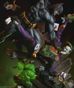 Batman vs The Joker: Eternal Enemies Premium Format™ Figure - Image 17