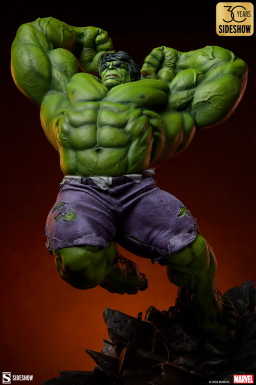 Hulk: Classic Premium Format™ Figure - Sidwshow - Image 10