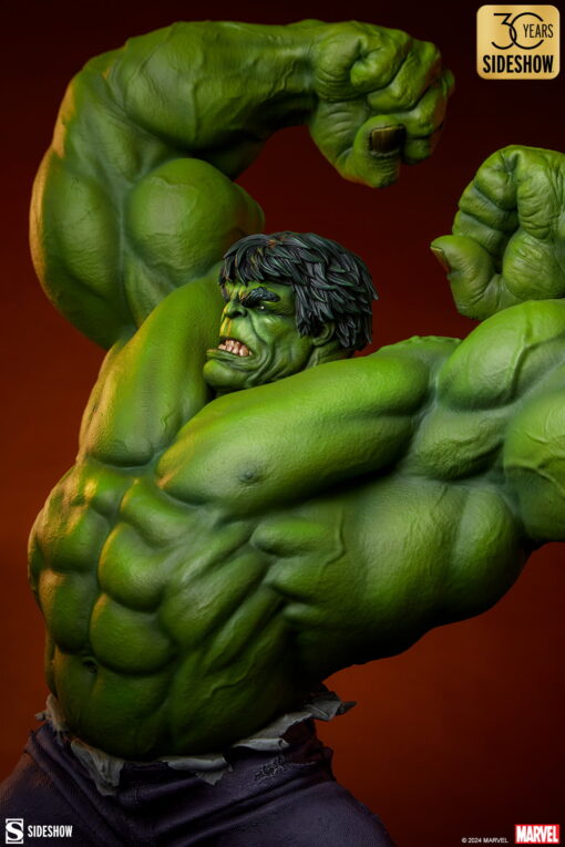 Hulk: Classic Premium Format™ Figure - Sidwshow - Image 8