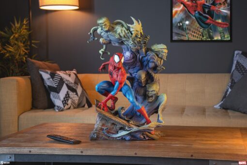 Spider-Man Premium Format™ Figure - Image 2