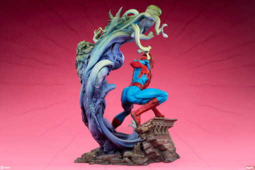 Spider-Man Premium Format™ Figure - Image 9
