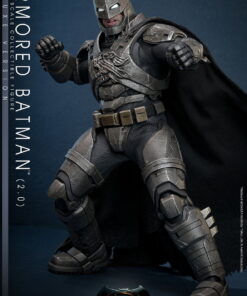 Armored Batman (2.0) (Deluxe Version) By Hot Toys - Image 3