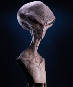 Reptilian Grey Bust By ECC - Image 8