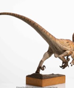 ELITE CREATURE COLLECTIBLE PRESENTS: The Lost World: Jurassic Park Male Velociraptor Maquette - Image 14