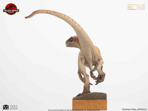 ELITE CREATURE COLLECTIBLE PRESENTS: The Lost World: Jurassic Park Male Velociraptor Maquette - Image 9
