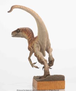 ELITE CREATURE COLLECTIBLE PRESENTS: The Lost World: Jurassic Park Male Velociraptor Maquette - Image 5