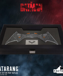 The Batman Batarang Prop Replica - Factory Entertainment - Image 7