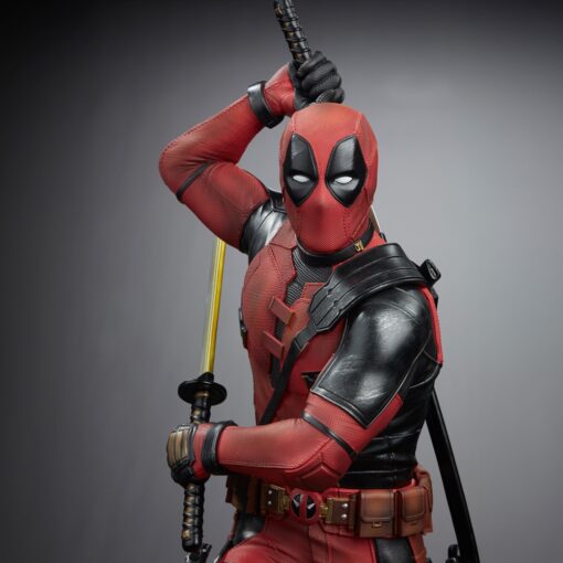 Deadpool Quarter Scale Statue - Iron Studios - Image 11