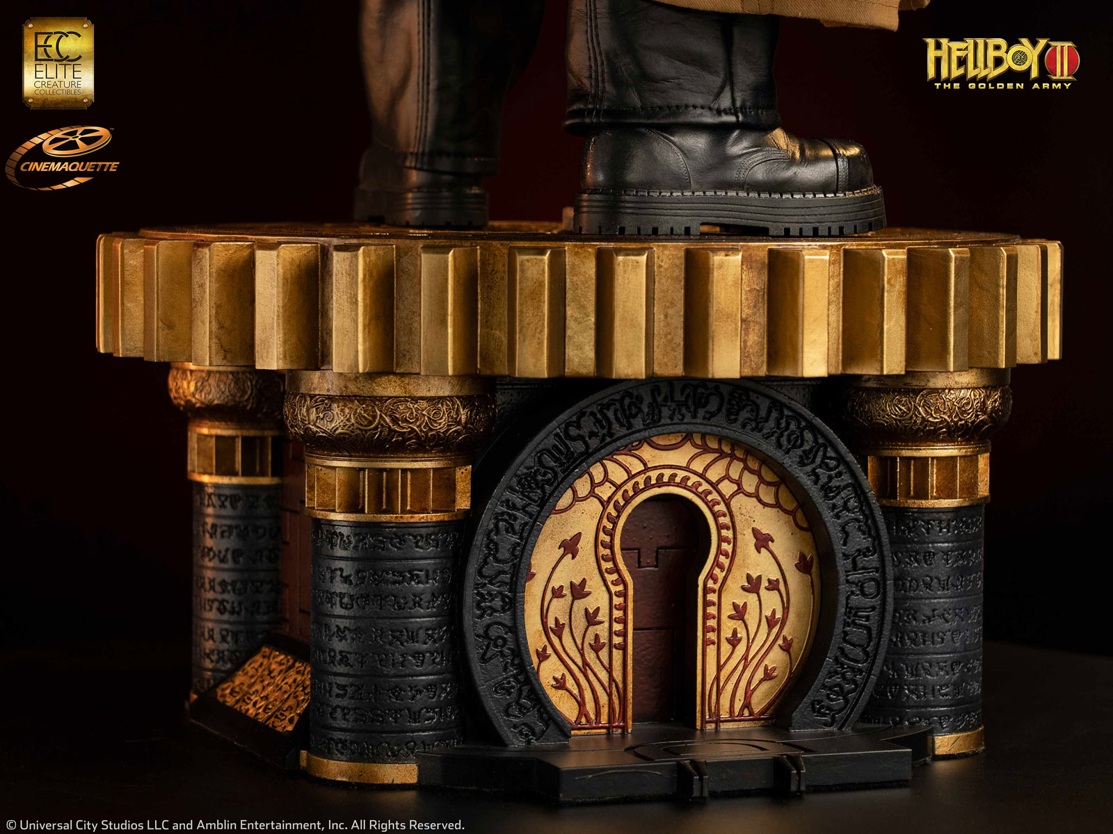 ECC Presents: Hellboy 1/3 Scale Maquette - Image 3
