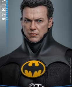 Batman (Deluxe Version) Sixth Scale Figure - Hot Toys - Image 11