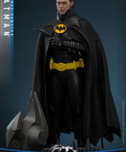 Batman (Deluxe Version) Sixth Scale Figure - Hot Toys - Image 10