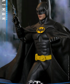 Batman (Deluxe Version) Sixth Scale Figure - Hot Toys - Image 8