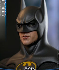 Batman (Deluxe Version) Sixth Scale Figure - Hot Toys - Image 7