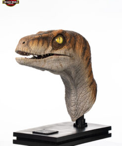 ELITE CREATURE COLLECTIBLE PRESENTS: The Lost World: Jurassic Park Male Velociraptor Life-Size Bust - Image 10