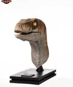 ELITE CREATURE COLLECTIBLE PRESENTS: The Lost World: Jurassic Park Male Velociraptor Life-Size Bust - Image 12