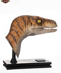 ELITE CREATURE COLLECTIBLE PRESENTS: The Lost World: Jurassic Park Male Velociraptor Life-Size Bust - Image 7