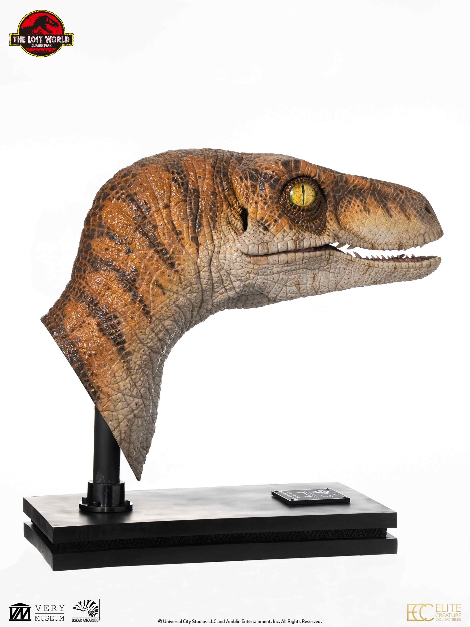 ELITE CREATURE COLLECTIBLE PRESENTS: The Lost World: Jurassic Park Male Velociraptor Life-Size Bust - Image 7