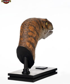 ELITE CREATURE COLLECTIBLE PRESENTS: The Lost World: Jurassic Park Male Velociraptor Life-Size Bust - Image 8
