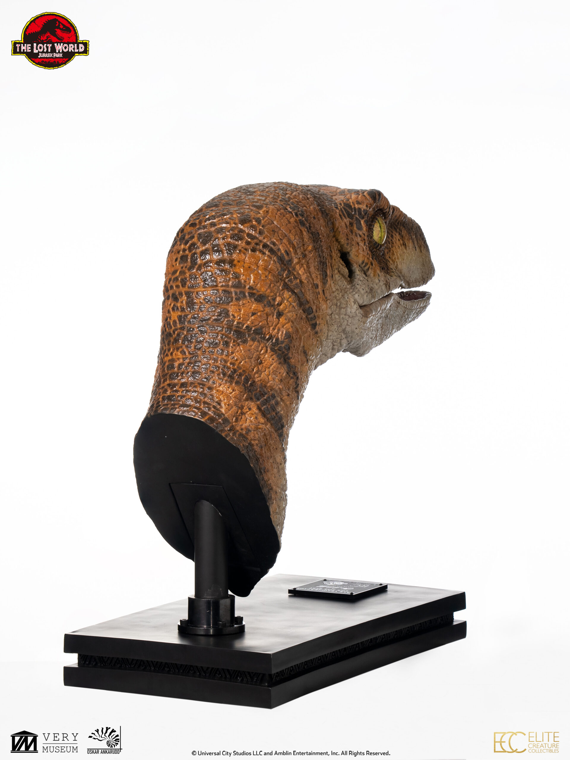 ELITE CREATURE COLLECTIBLE PRESENTS: The Lost World: Jurassic Park Male Velociraptor Life-Size Bust - Image 8