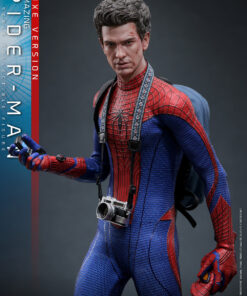 Alternative view of The Amazing Spider-Man (Deluxe Version) Sixth Scale Figure - Hot Toys