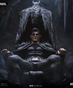 Batman Identity (Batman and Bruce Wayne) Quarter Scale Statue by Iron Studios - Image 15