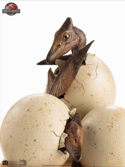 ELITE CREATURE COLLECTIBLES PRESENTS: Jurassic Park Hatching Pterosaur - Image 7