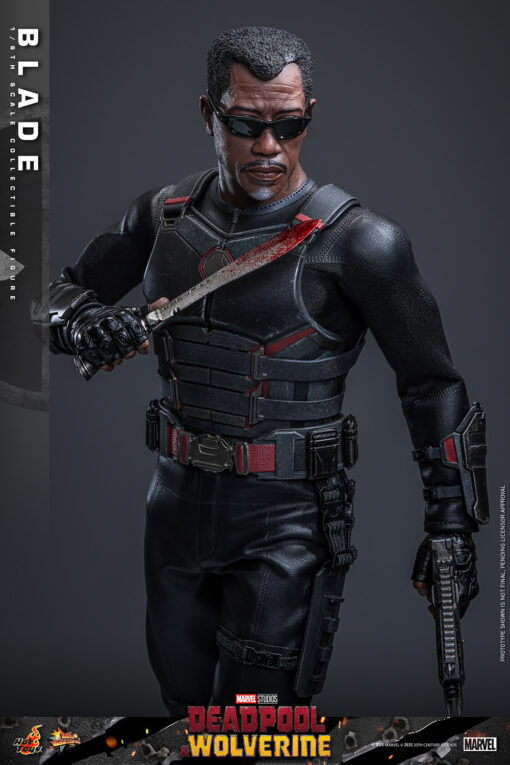 Blade Sixth Scale Figure - Hot Toys - Image 9