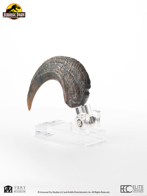 ELITE CREATURE COLLECTIBLES PRESENTS: Jurassic Park Velociraptor Foot Claw Prop Reproduction - Image 7