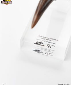 ELITE CREATURE COLLECTIBLES PRESENTS: Jurassic Park Velociraptor Hand Claw Prop Reproduction - Image 3