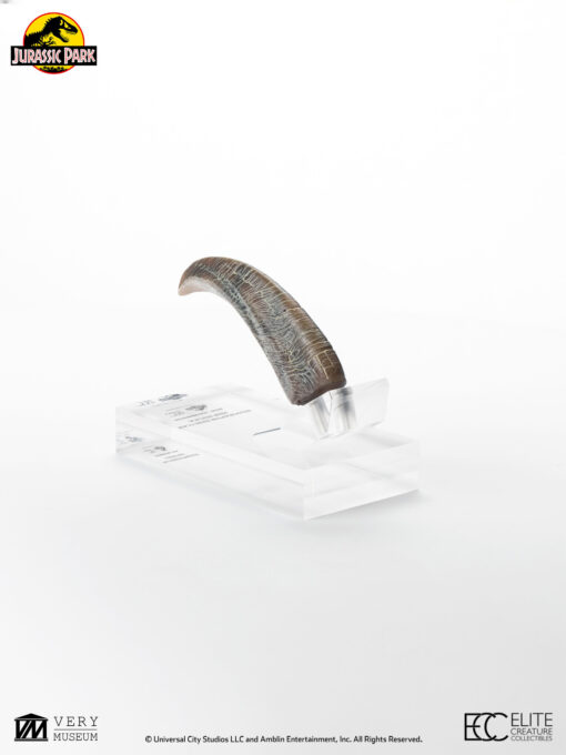 ELITE CREATURE COLLECTIBLES PRESENTS: Jurassic Park Velociraptor Hand Claw Prop Reproduction - Image 8