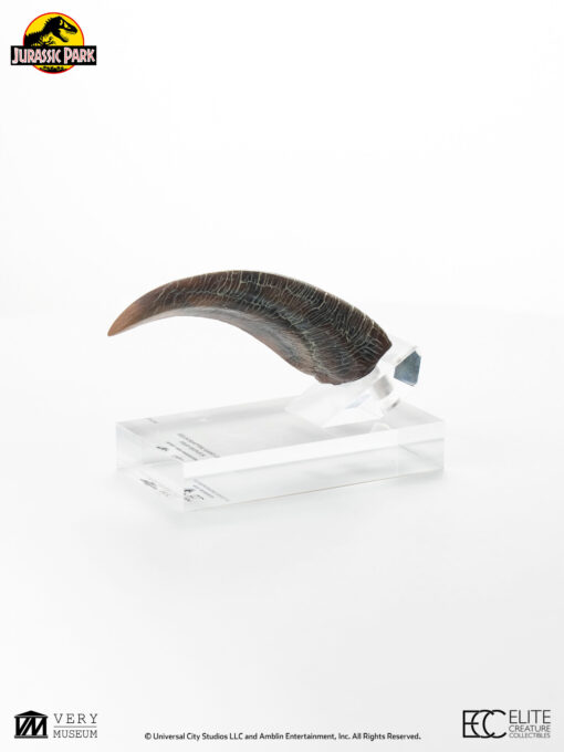 ELITE CREATURE COLLECTIBLES PRESENTS: Jurassic Park Velociraptor Hand Claw Prop Reproduction - Image 7