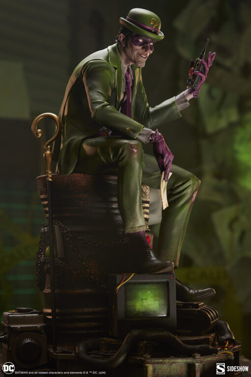 Riddler™ Premium Format™ Figure - Sideshow Collectibles - Image 4