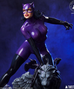 Alternative view of Catwoman (Purple Edition) Quarter Scale Maquette - Tweeterhead