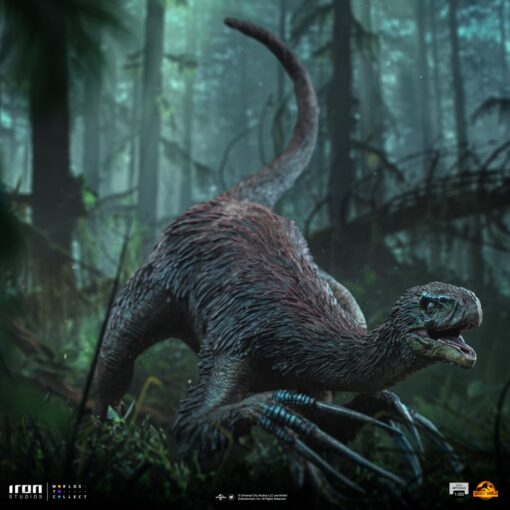 Therizinosaurus 1:10 Scale Statue by Iron Studios - Image 15