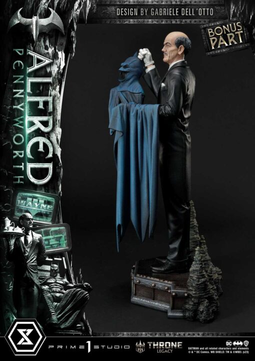 Batman (Comics) Alfred Pennyworth Bonus Version - Prime1Studio - Image 12