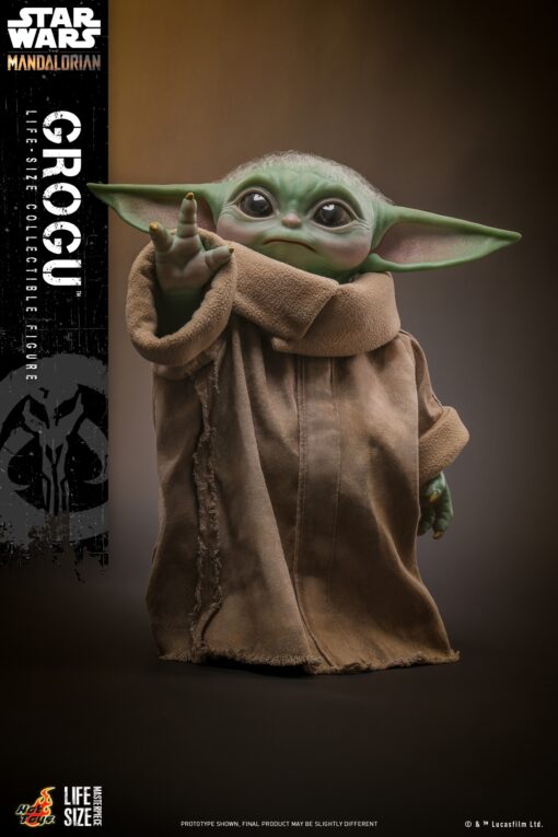 Grogu Life-Size Figure by Hot Toys - Image 7