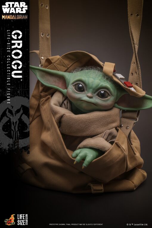 Grogu Life-Size Figure by Hot Toys - Image 13