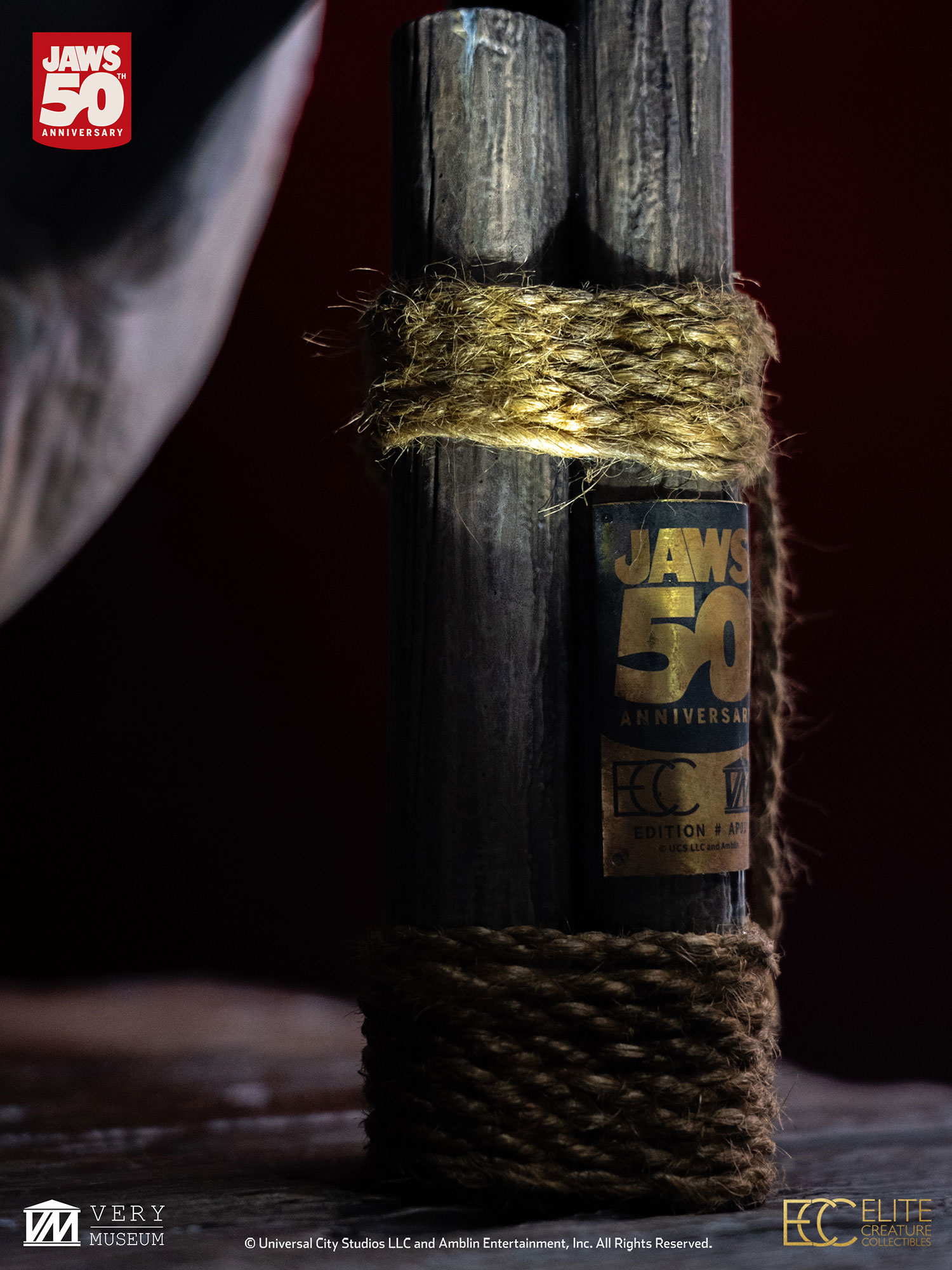 ELITE CREATURE COLLECTIBLES PRESENTS: Jaws 1/12 Scale Maquette - Image 3