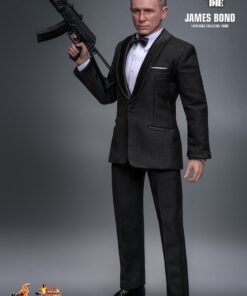 James Bond Sixth Scale Figure by Hot Toys - Image 17