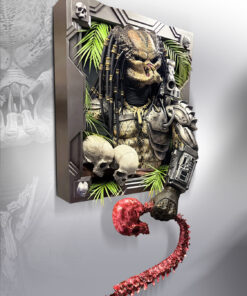 Predator Life-Size Wall Decor - Hollywood Collectibles Group