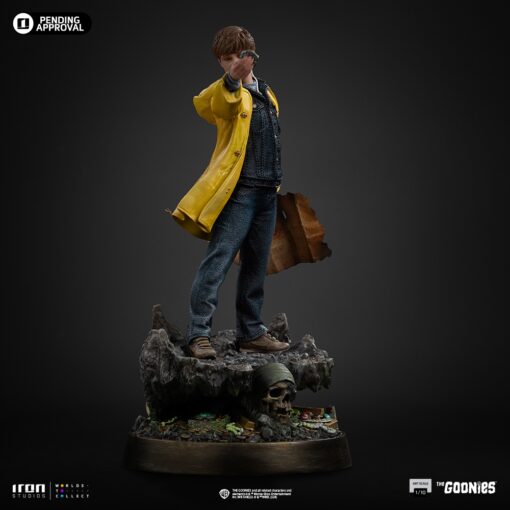 Statue Mikey Walsh - The Goonies 40th anniversary - Art Scale 1/10 - Iron Studios - Image 6