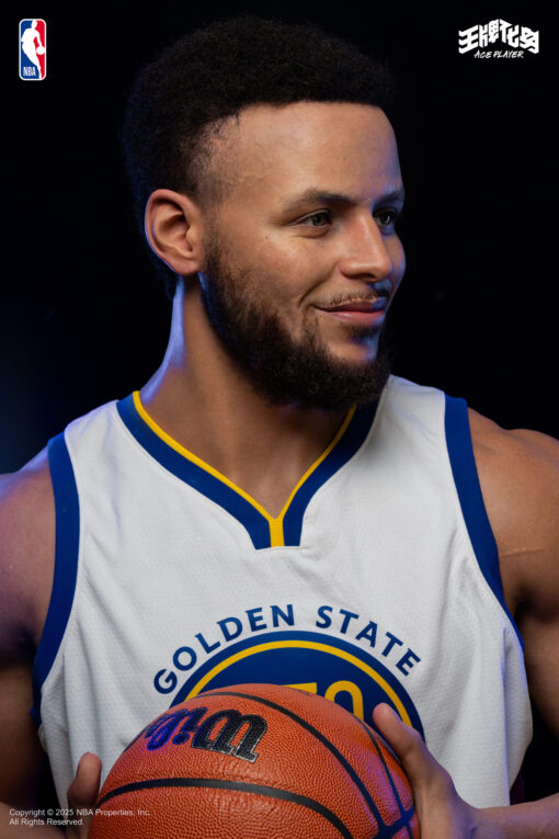 Ace Player Stephen Curry 1/1 Life-Size Silicone Bust - Infinity Studio - Image 14