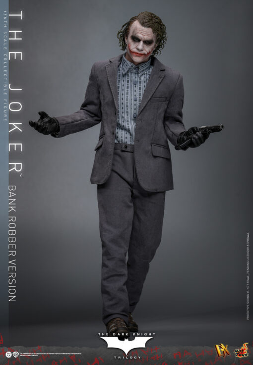 The Joker (Bank Robber Version) Sixth Scale Figure - Hot Toys - Image 11