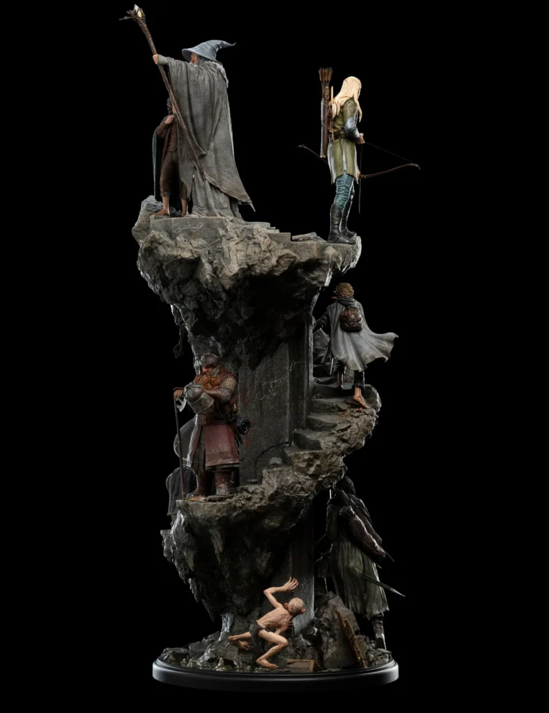 lotr_fellowshipmsc_010_fd8bc545-fbf1-4d98-99f6-6f7f9098a53d_2000x