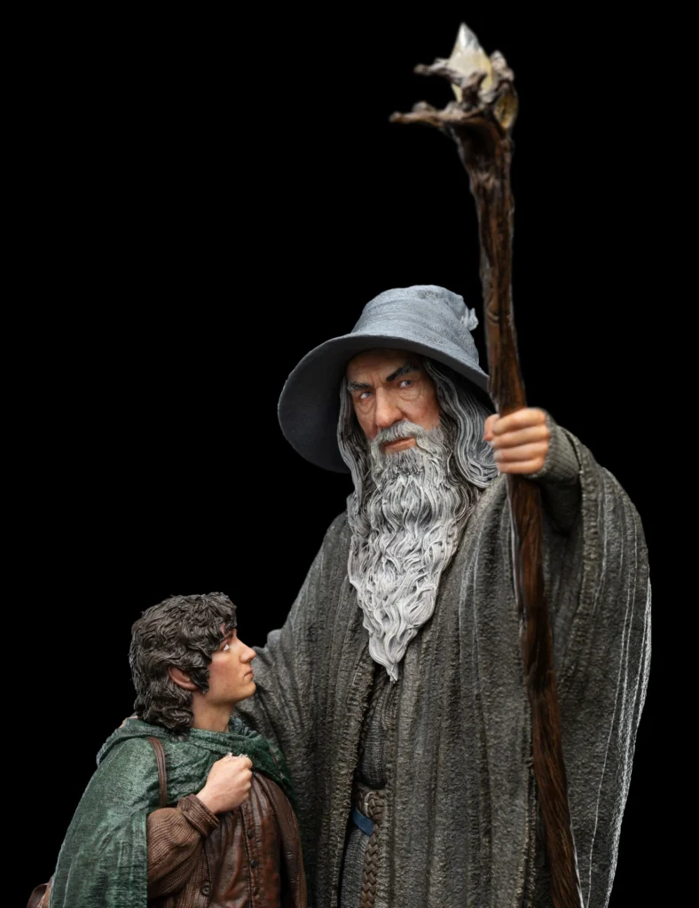 lotr_fellowshipmsc_017_4e66ab61-bfde-400f-910e-7e75b850d11e_2000x