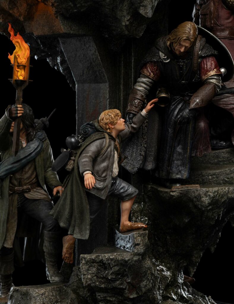 lotr_fellowshipmsc_023_f1a5e419-be34-4949-9a16-ab0b2b46d754_2000x